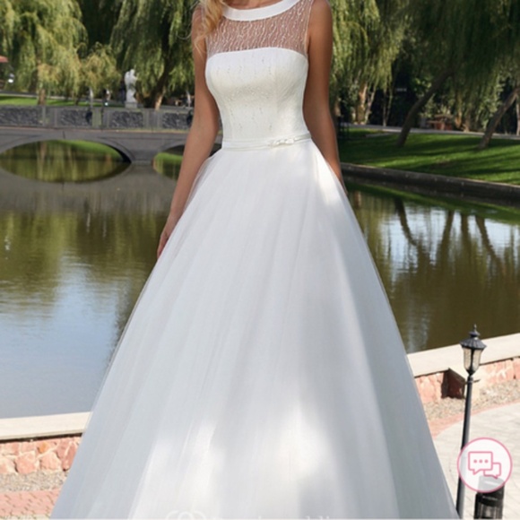 Dorris Dresses & Skirts - White Wedding/Debutante dress, size 6-8, NEVER WORN